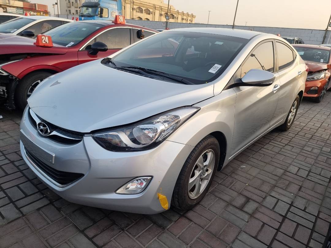 2011 HYUNDAI AVANTE — 116844 KM — Lot 215487 — Ind. 12 - Marhaba Auctions Used Cars - Image 3