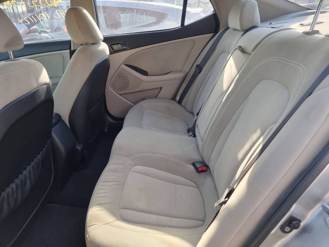 2011 KIA OPTIMA — 206395 Miles — Lot 125487 — Souq - Marhaba Auctions Used Cars - Image 6