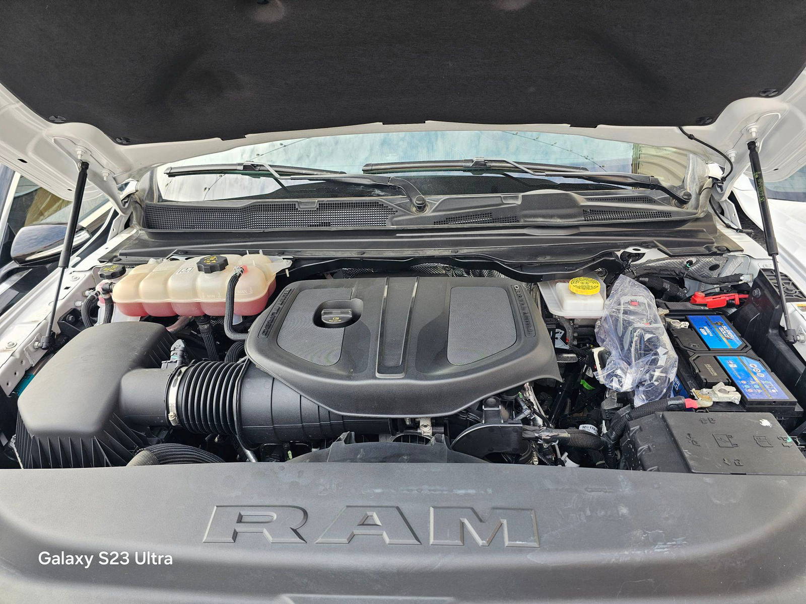 DODGE RAM 1500 2025 - Marhaba Auction Used Cars - Image 11