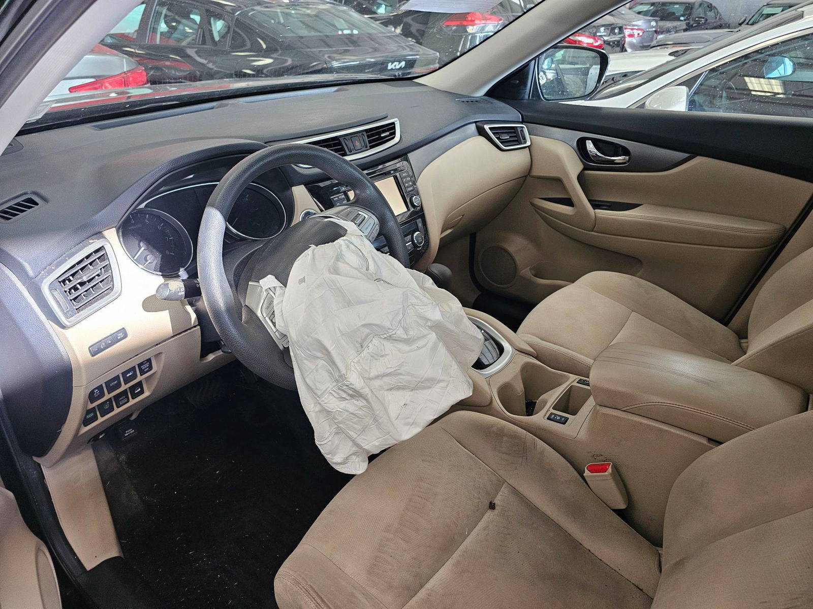 NISSAN ROGUE 2016 - Marhaba Auction Used Cars - Image 8