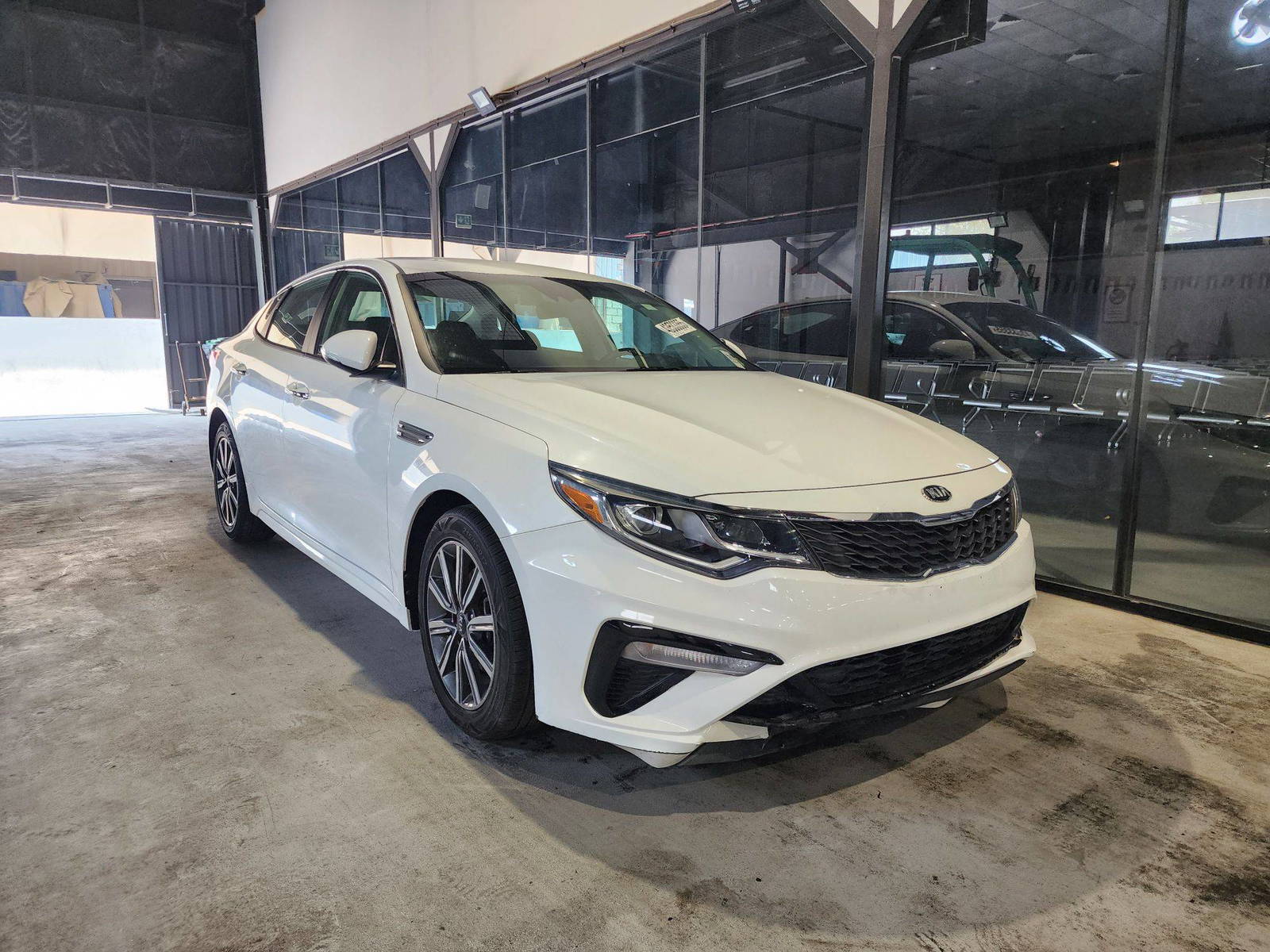 2019 KIA OPTIMA — 25352 Miles — Lot 350503 — Al Quoz - Marhaba Auctions Used Cars - Image 6