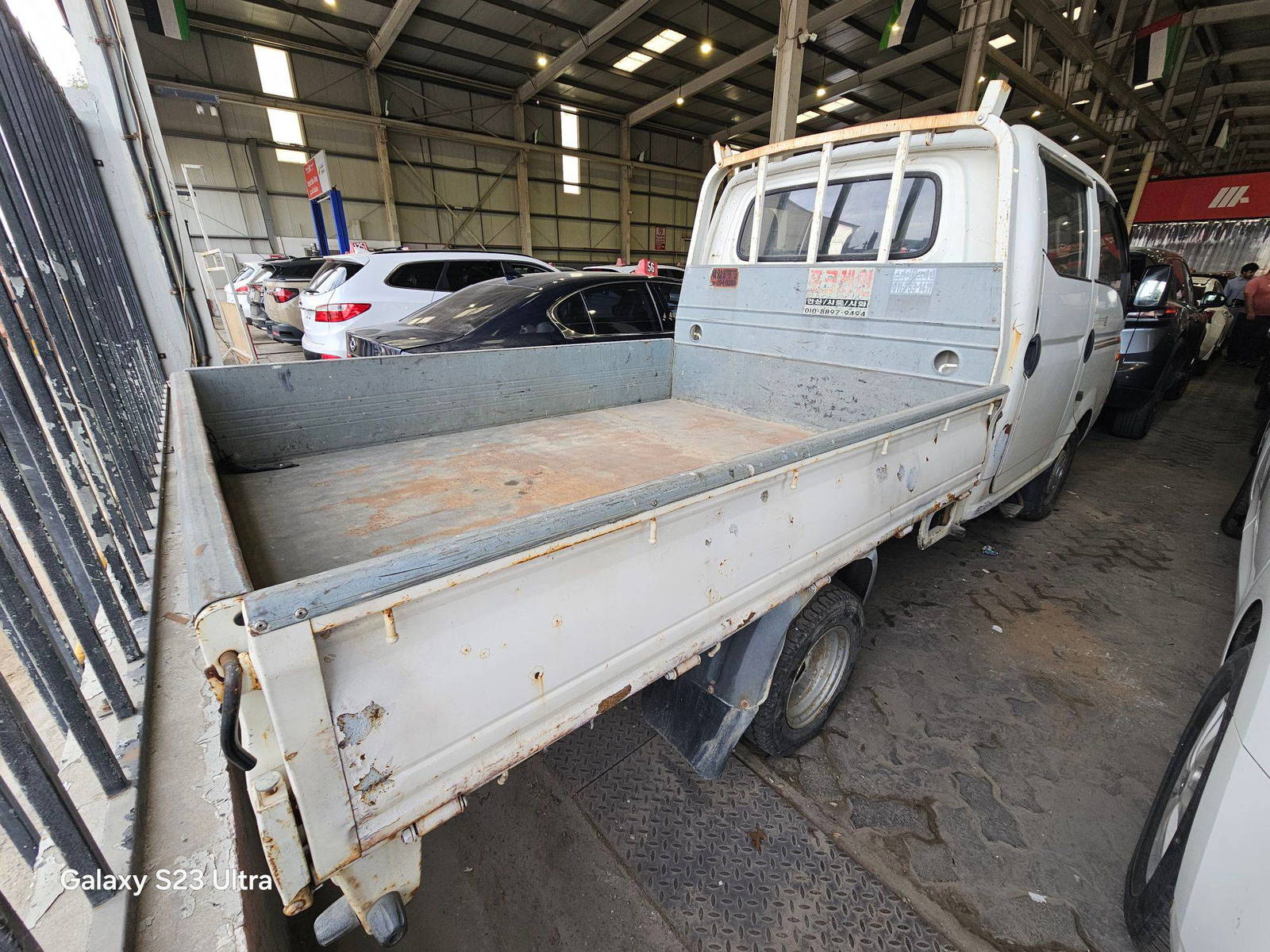 HYUNDAI PORTER 2 2010 - Marhaba Auction Used Cars - Image 7