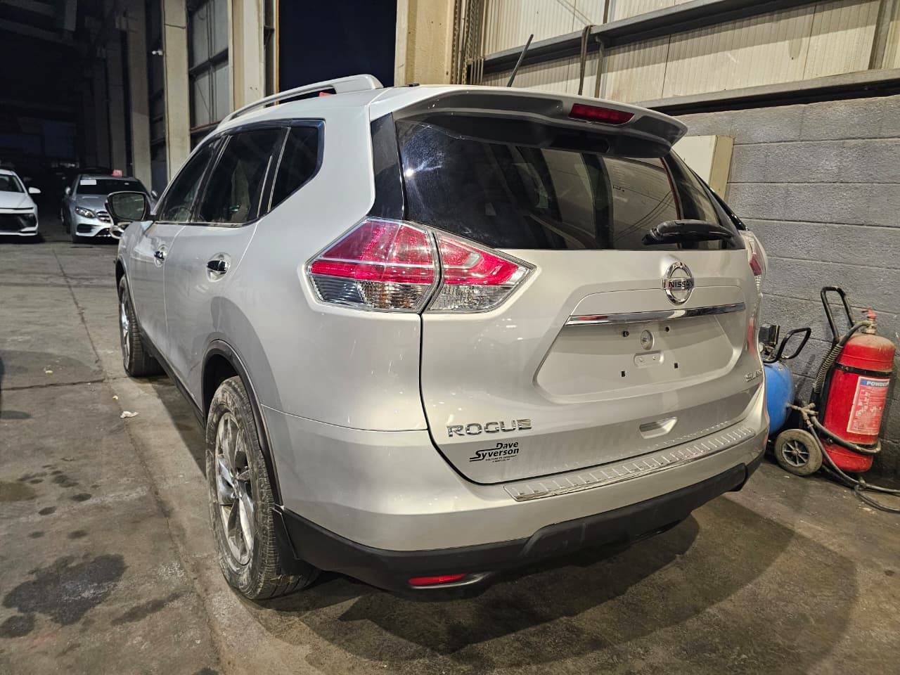 2015 NISSAN ROGUE — 158038 Miles — Lot FC799095 — Main - Marhaba Auctions Used Cars - Image 3