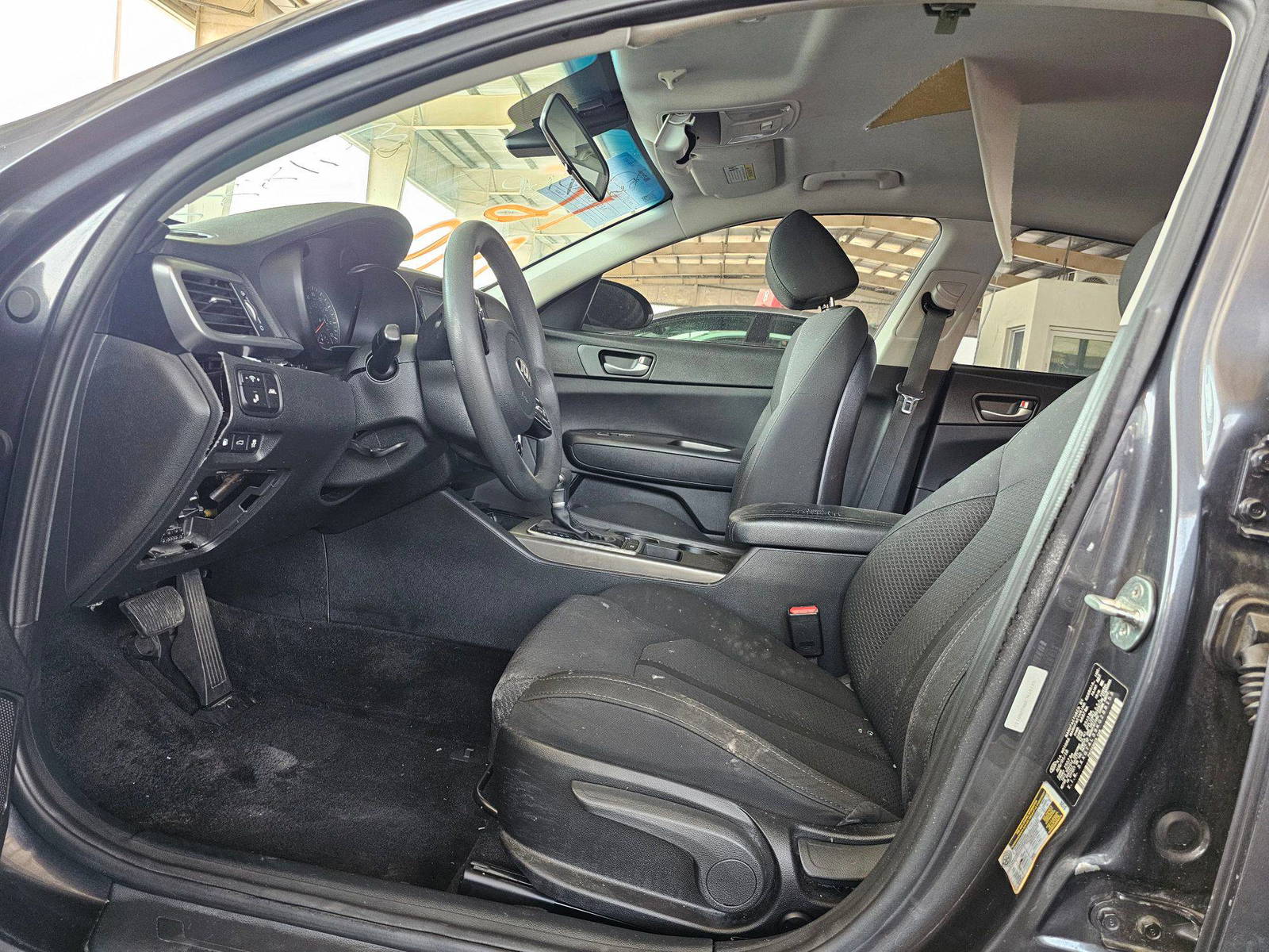 2019 KIA OPTIMA — 88812 Miles — Lot 42168789 — Souq - Marhaba Auctions Used Cars - Image 8