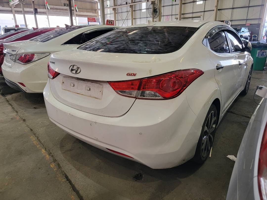 2013 HYUNDAI AVANTE — 62418 KM — Lot 815498 — Souq - Marhaba Auctions Used Cars - Image 4