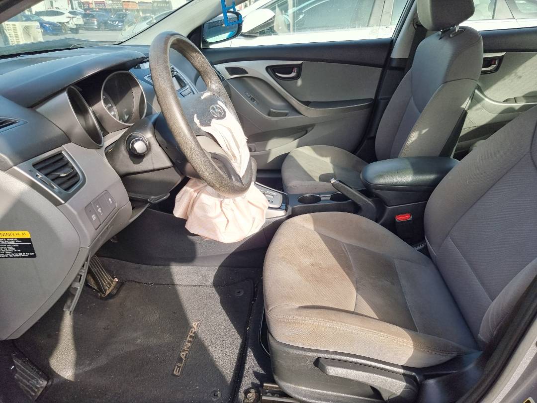 2012 HYUNDAI ELANTRA — 142899 Miles — Lot 215478 — Souq - Marhaba Auctions Used Cars - Image 7