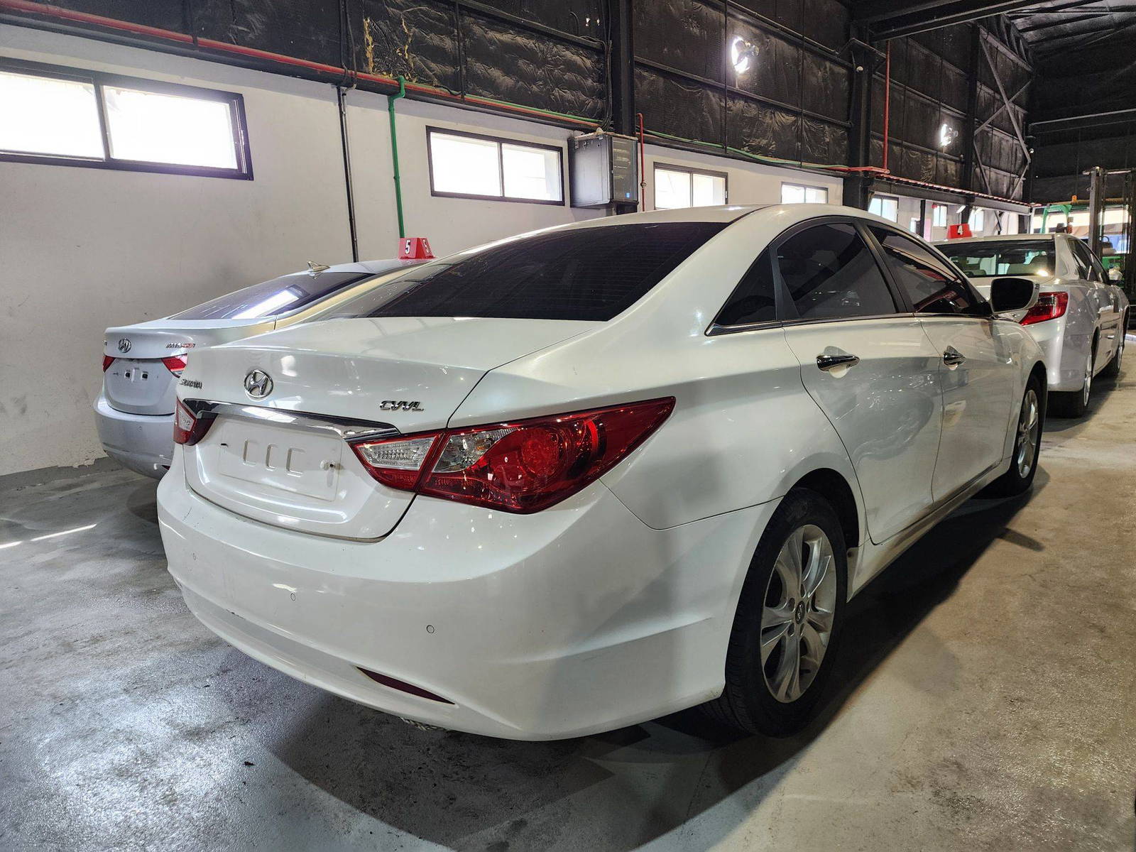 2012 HYUNDAI SONATA — 83259 KM — Lot 434632 — Al Quoz - Marhaba Auctions Used Cars - Image 6