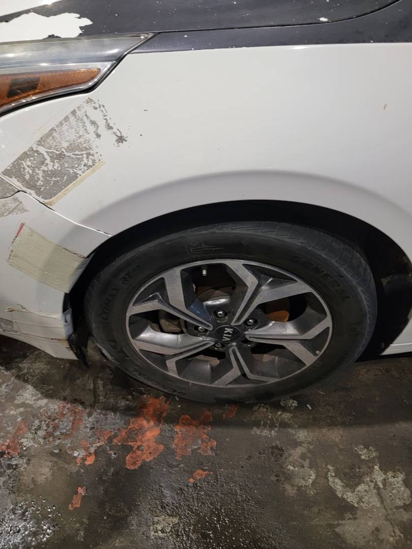 2019 KIA FORTE — 196414 Miles — Lot E126514 — Souq - Marhaba Auctions Used Cars - Image 6