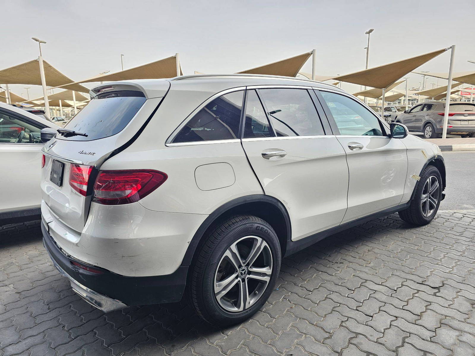 2019 MERCEDES BENZ GLC-300 — 93168 Miles — Lot 1KV165461 — Souq - Marhaba Auctions Used Cars - Image 4