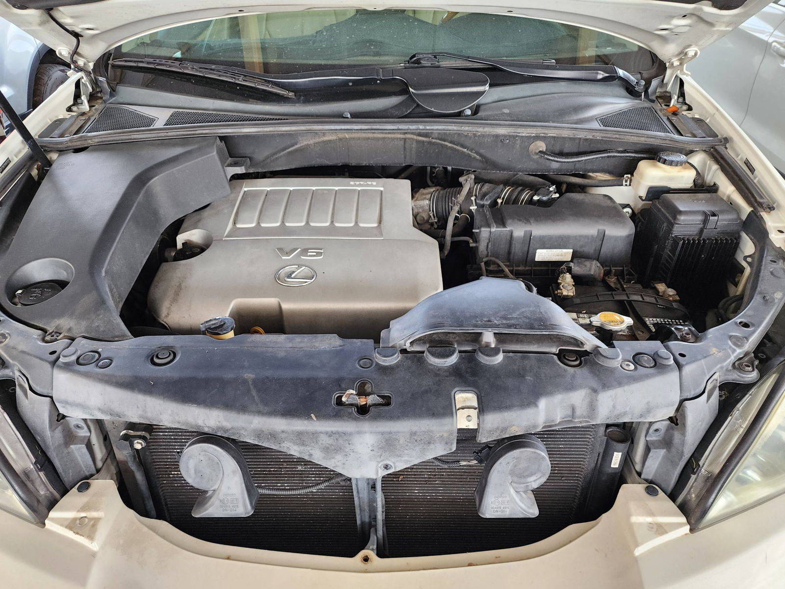 2008 LEXUS RX 350 — 157957 Miles — Lot 32074 — Souq - Marhaba Auctions Used Cars - Image 12