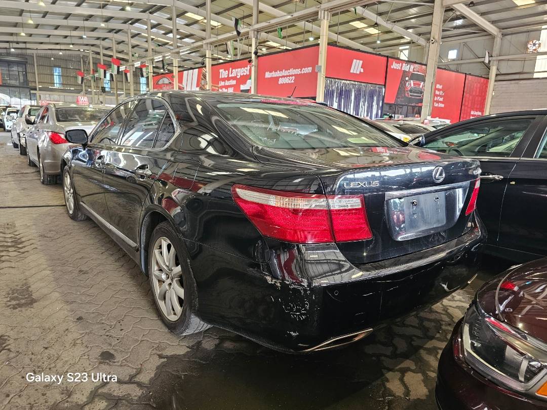 2007 LEXUS LS 460 — 331694 KM — Lot 029775 — Main - Marhaba Auctions Used Cars - Image 3