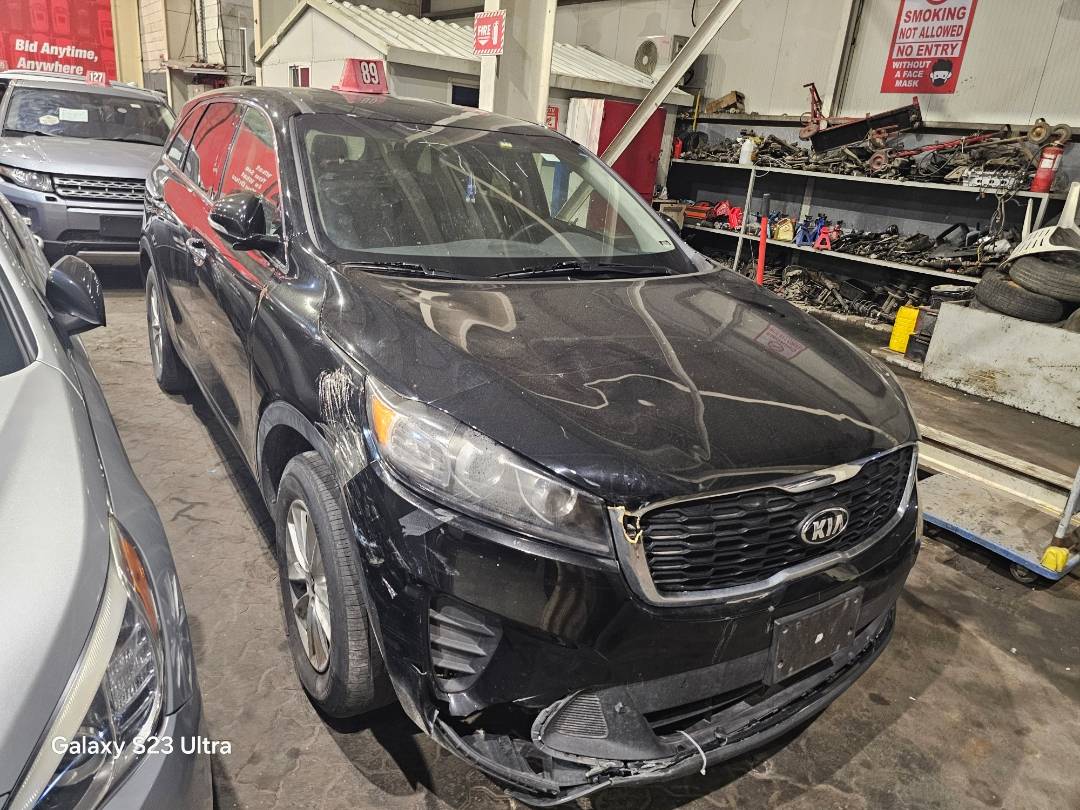 2019 KIA SORENTO — 96099 Miles — Lot 2KG592850 — Main - Marhaba Auctions Used Cars - Image 4
