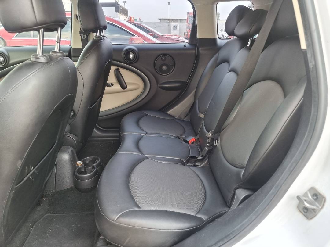 2015 MINI COOPER COUNTRYMAN — 153159 Miles — Lot 06592 — Souq - Marhaba Auctions Used Cars - Image 7