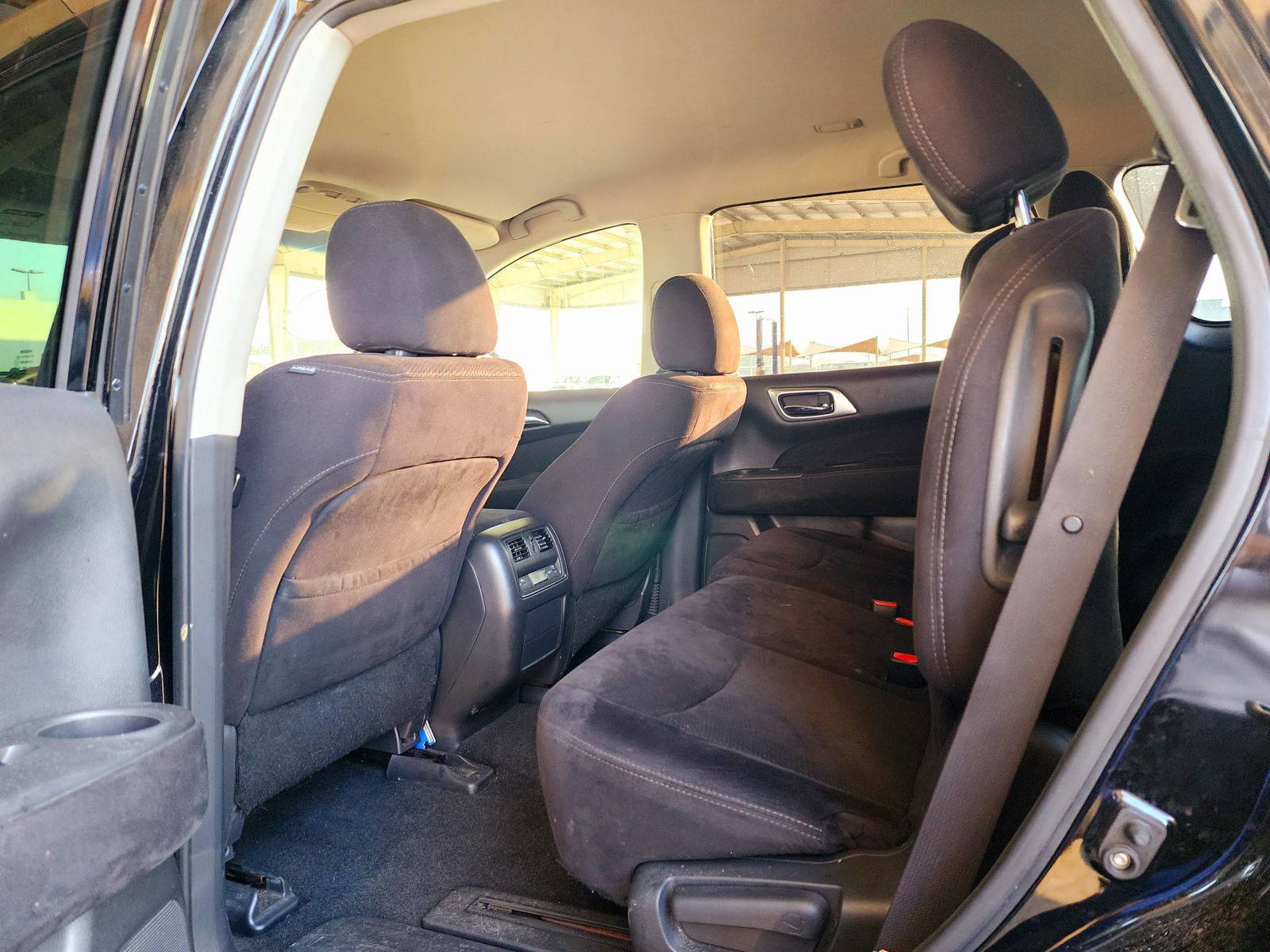 2014 NISSAN PATHFINDER — 177898 Miles — Lot 64871594 — Souq - Marhaba Auctions Used Cars - Image 6