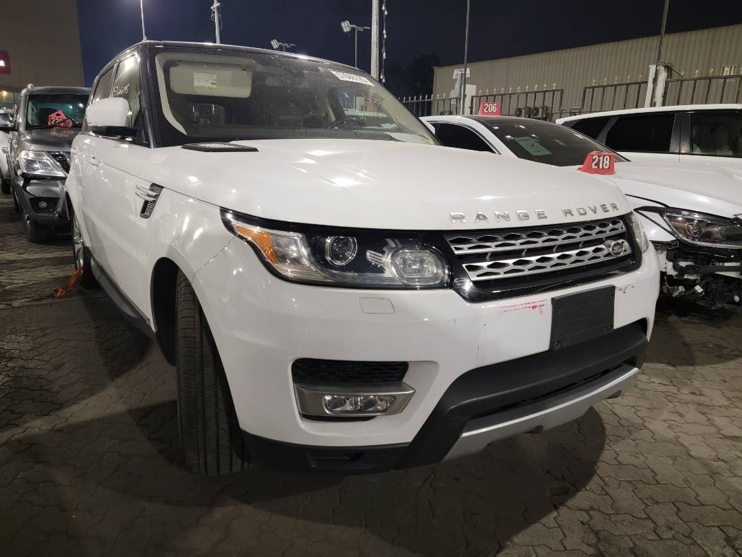2016 LAND ROVER RANGE ROVER SPORT HSE — 148268 Miles — Lot F2GA658051 — Main - Marhaba Auctions Used Cars - Image 5