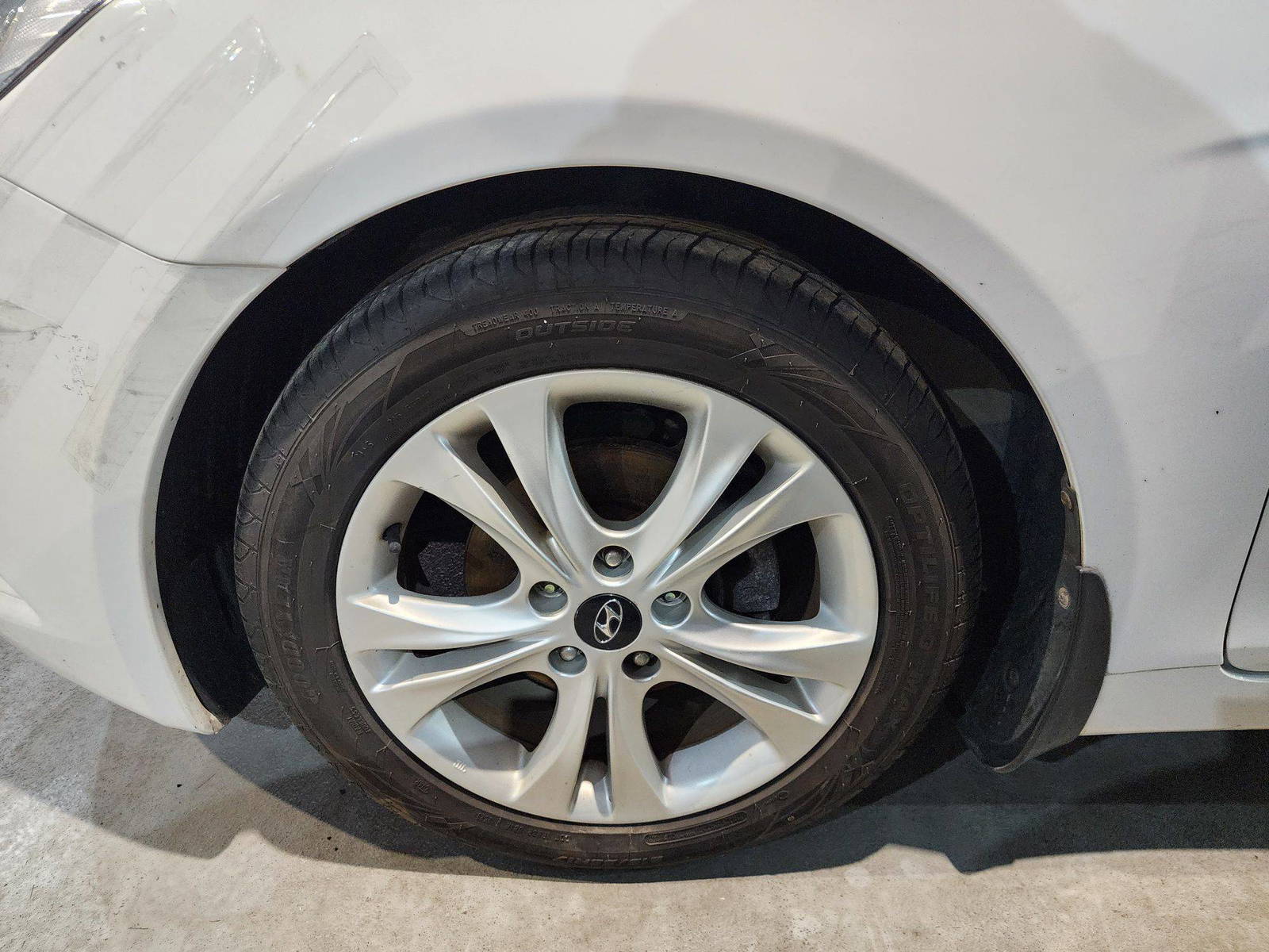 2010 HYUNDAI SONATA — 204681 KM — Lot 131306 — Main - Marhaba Auctions Used Cars - Image 12