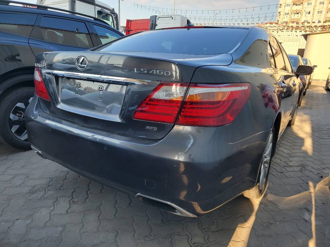 2010 LEXUS LS 460 — 267992 Miles — Lot 5004843 — Main - Marhaba Auctions Used Cars - Image 4