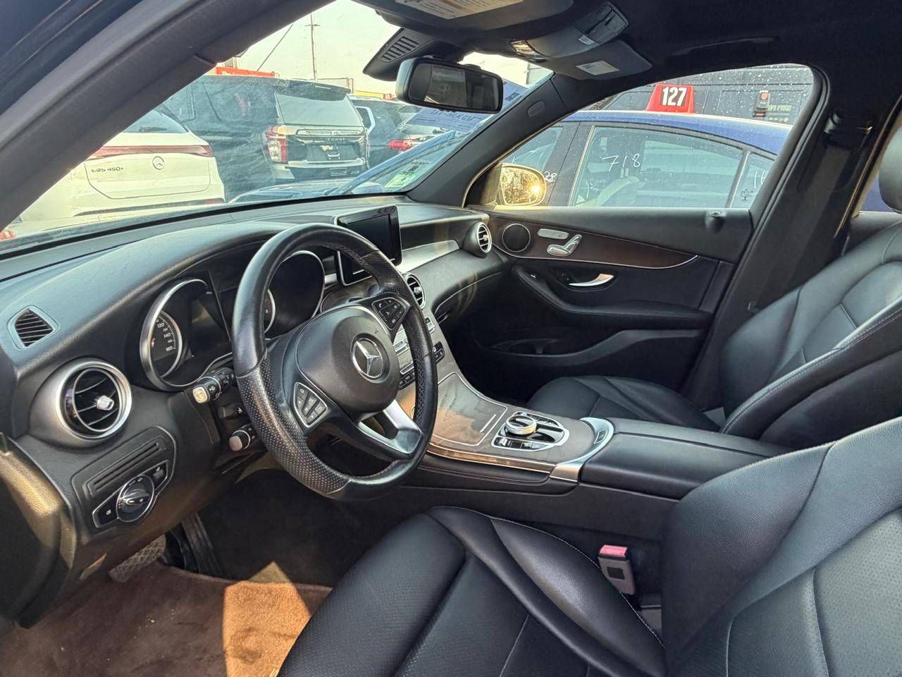 2019 MERCEDES BENZ GLC-300 — 51360 Miles — Lot 9KV163229 - Marhaba Auctions Used Cars - Image 6