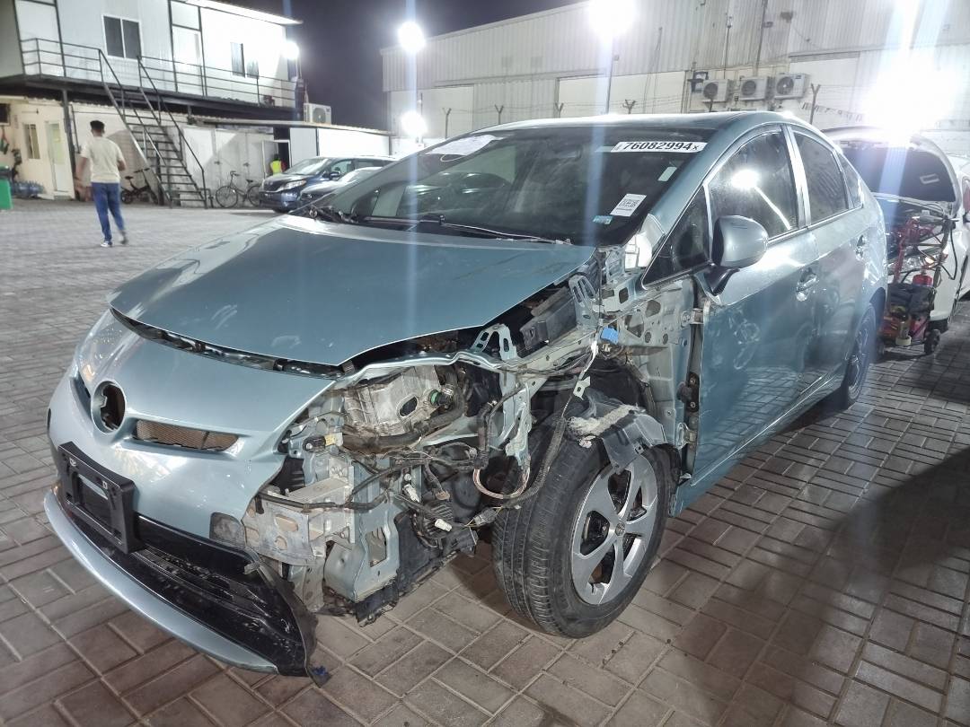 2013 TOYOTA PRIUS — 238154 Miles — Lot 215478 — Ind. 12 - Marhaba Auctions Used Cars - Image 3