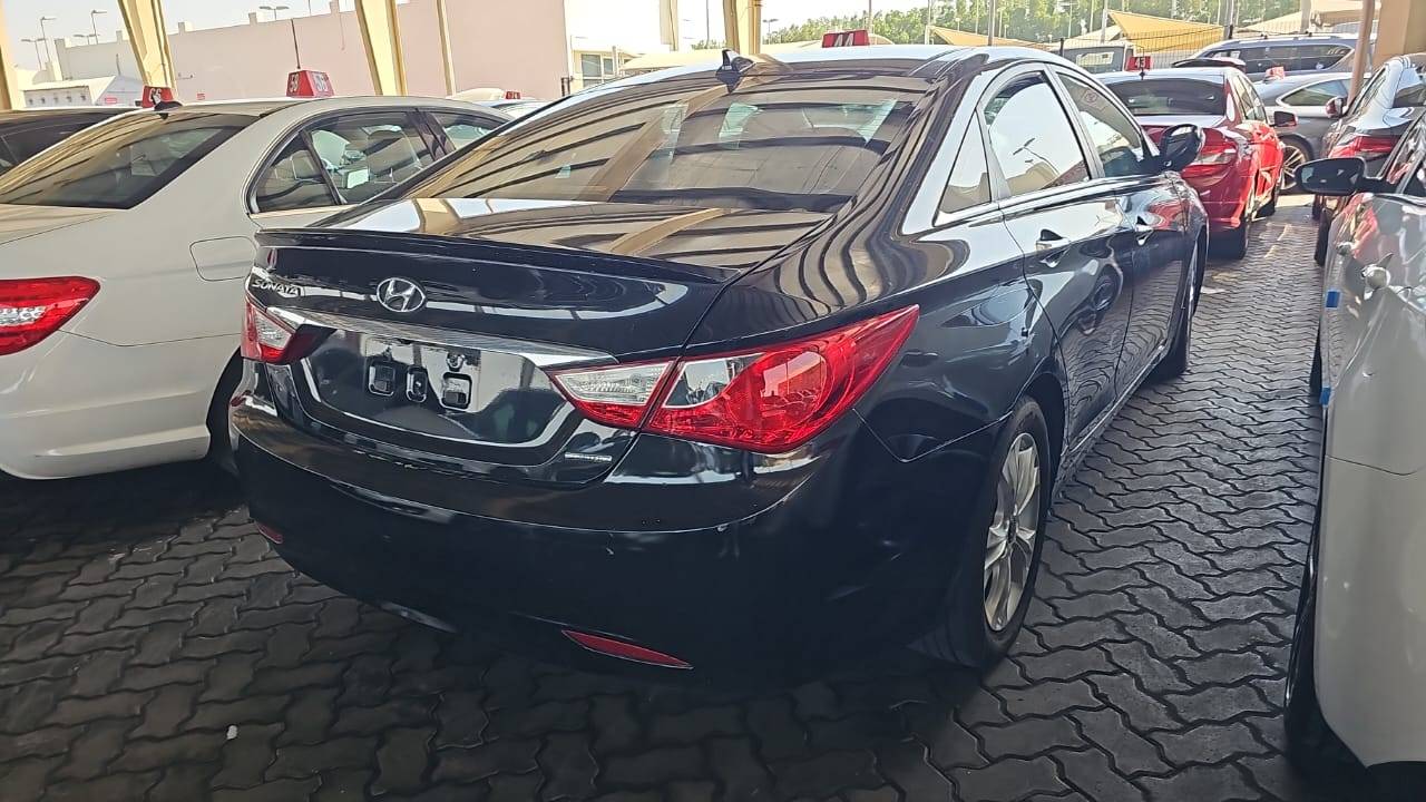 2012 HYUNDAI SONATA — 189904 Miles — Lot AC5CH466155 — Souq - Marhaba Auctions Used Cars - Image 12