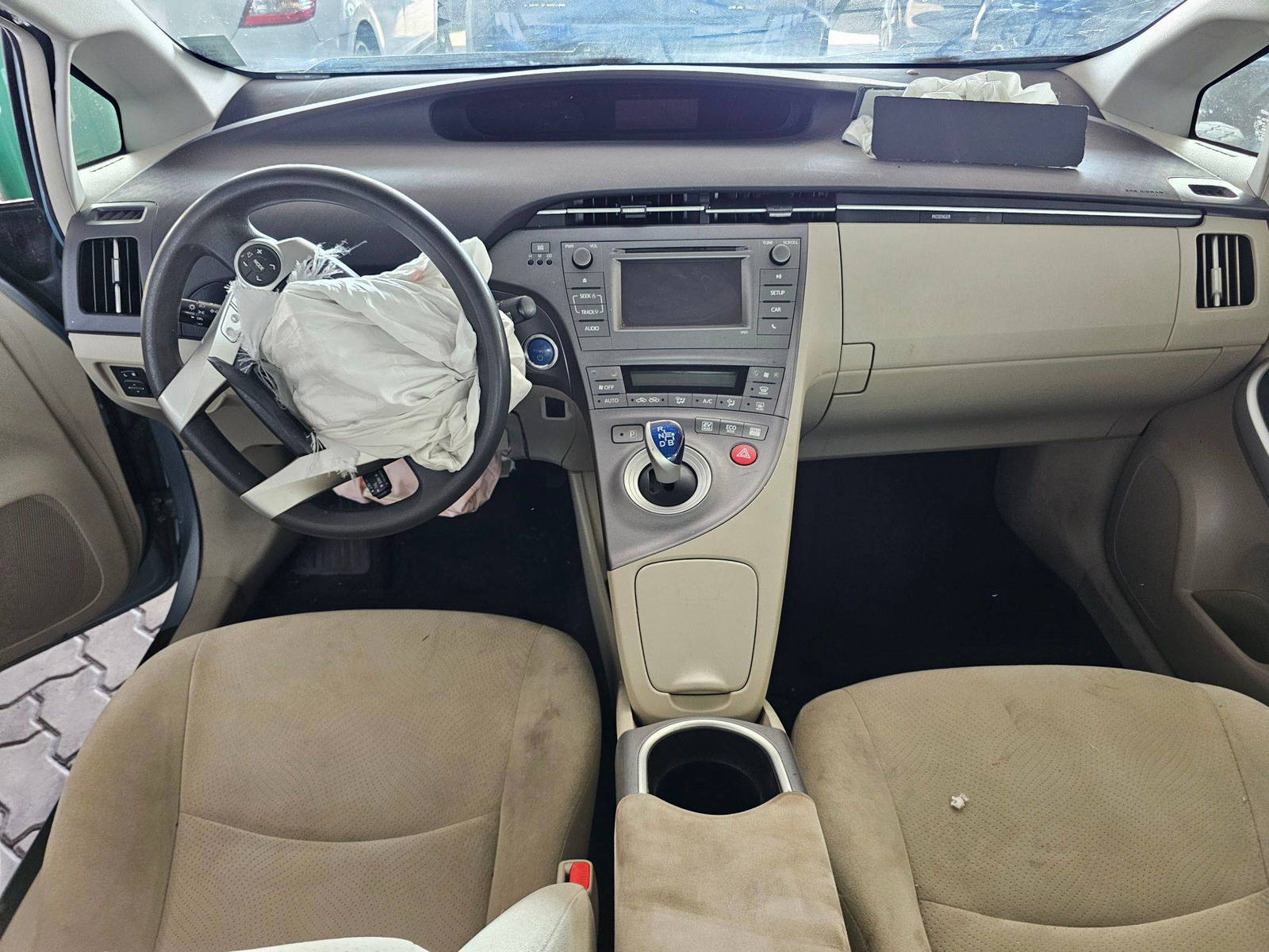 TOYOTA PRIUS 2015 - Marhaba Auction Used Cars - Image 7