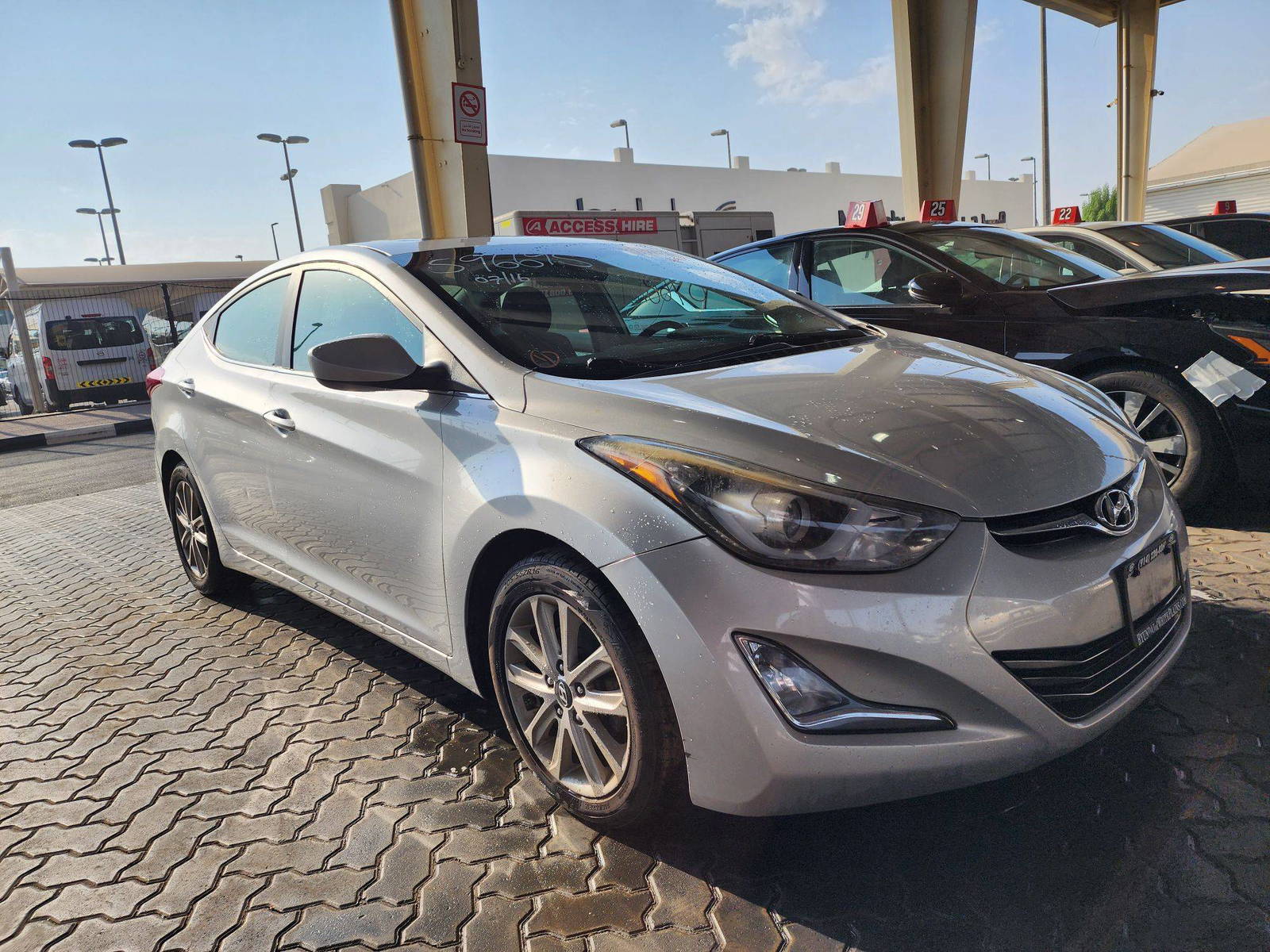 2015 HYUNDAI ELANTRA — 248 120 Miles — Lot AE3FH — Souq - Marhaba Auctions Used Cars - Image 4