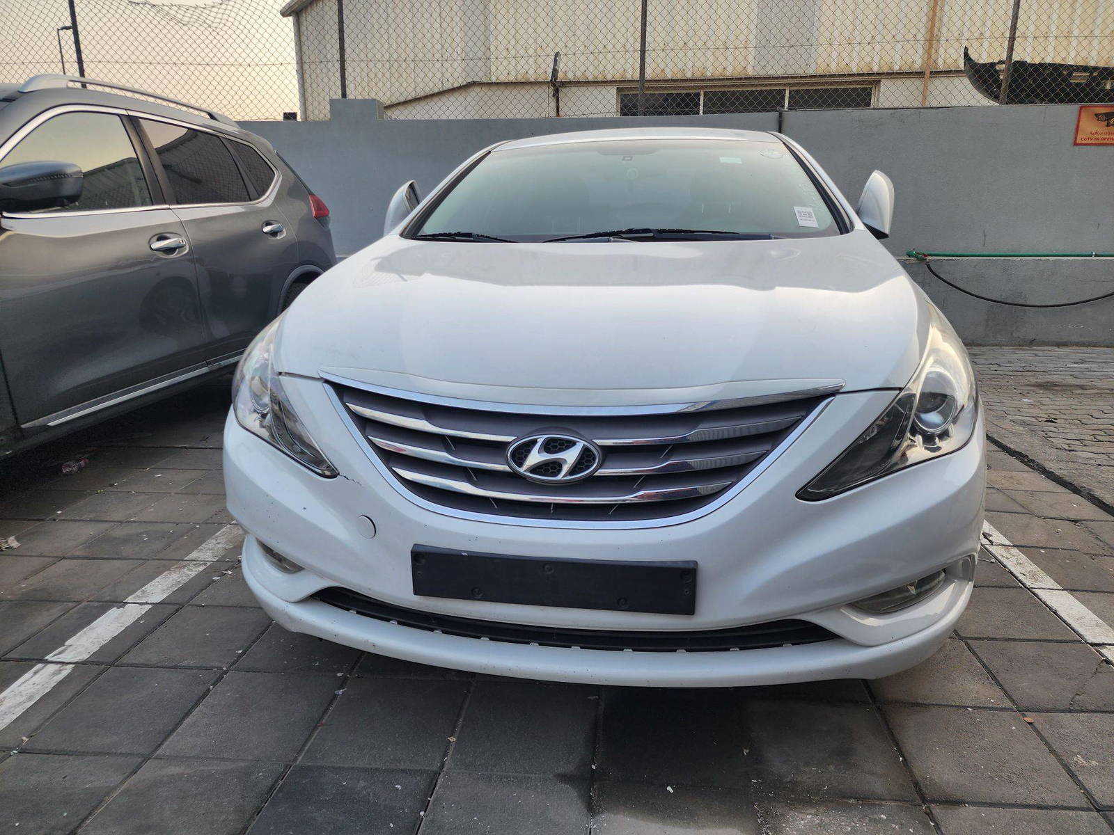 2012 HYUNDAI SONATA — 139715 KM — Lot 350764 — Al Quoz - Marhaba Auctions Used Cars - Image 7