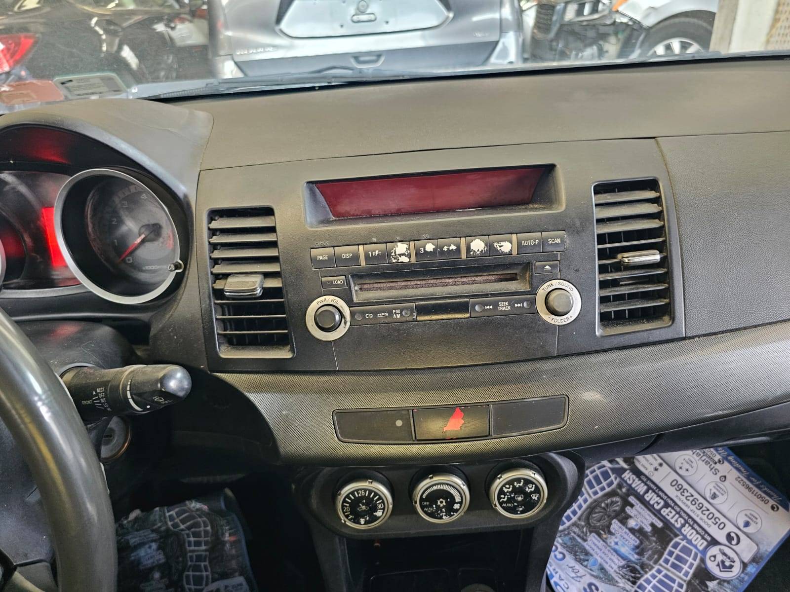 2009 MITSUBISHI LANCER — sold — 545599 KM — Lot U724282 — Main - Marhaba Auctions Used Cars - Image 7