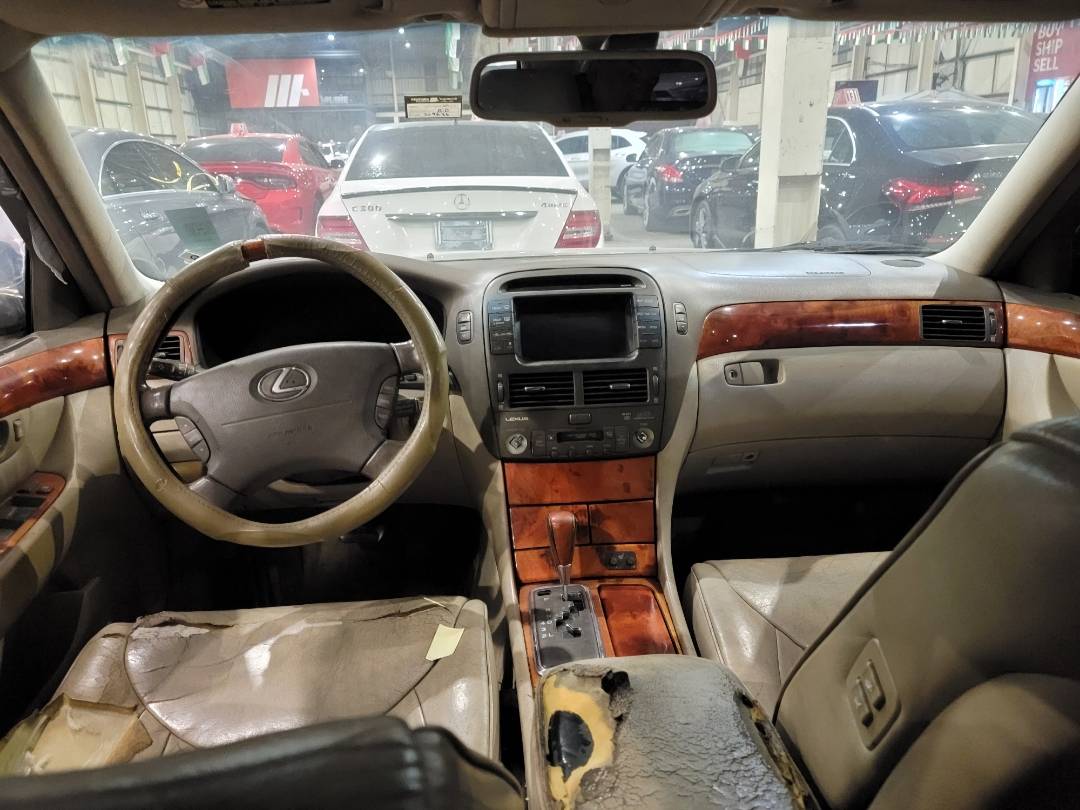 2001 LEXUS LS 430 — 309624 Miles — Lot 10029782 — Main - Marhaba Auctions Used Cars - Image 8