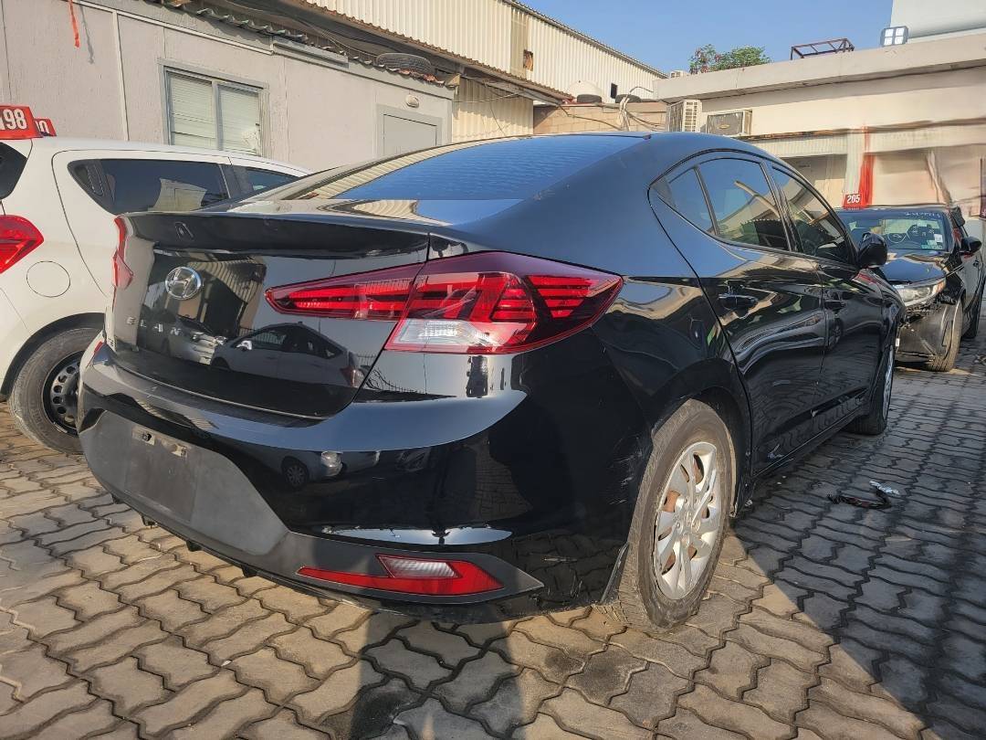 2019 HYUNDAI ELANTRA — 76590 Miles — Lot 54792724 — Souq - Marhaba Auctions Used Cars - Image 9