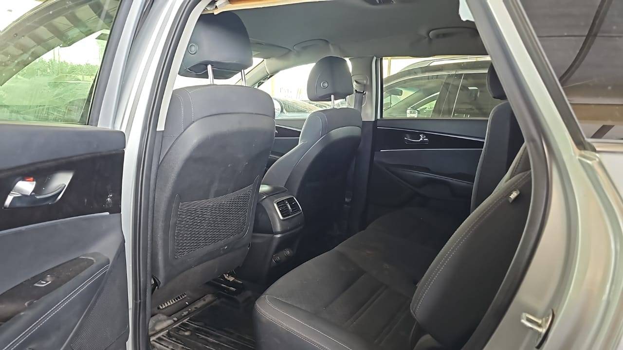 KIA SORENTO 2017 - Marhaba Auction Used Cars - Image 7
