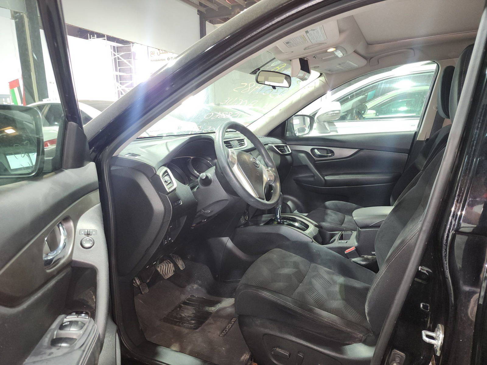 2014 NISSAN ROGUE — 92826 KM — Lot 12307485 — Al Quoz - Marhaba Auctions Used Cars - Image 9