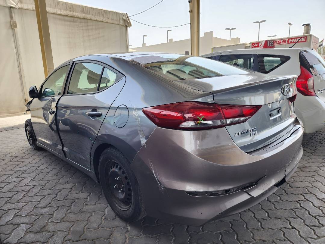 2018 HYUNDAI ELANTRA — 103995 Miles — Lot 77564 — Souq - Marhaba Auctions Used Cars - Image 5