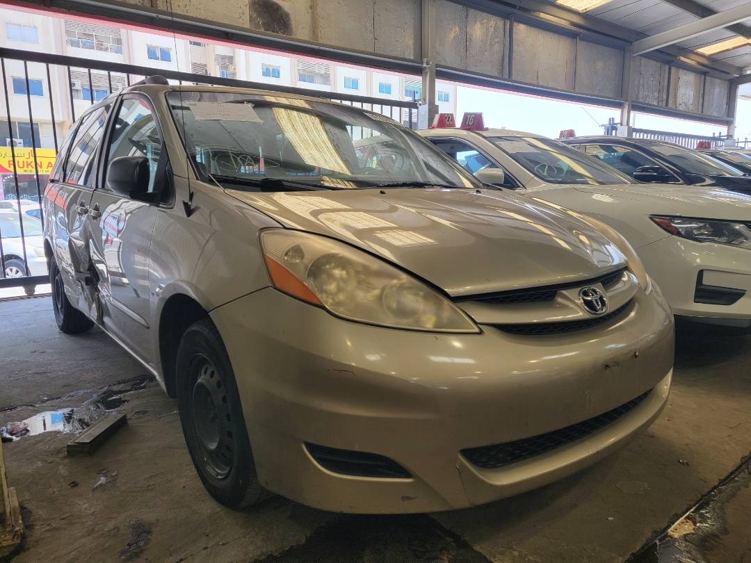 2009 TOYOTA SIENNA — 244608 Miles — Lot 47239654 — Ind. 12 - Marhaba Auctions Used Cars - Image 4