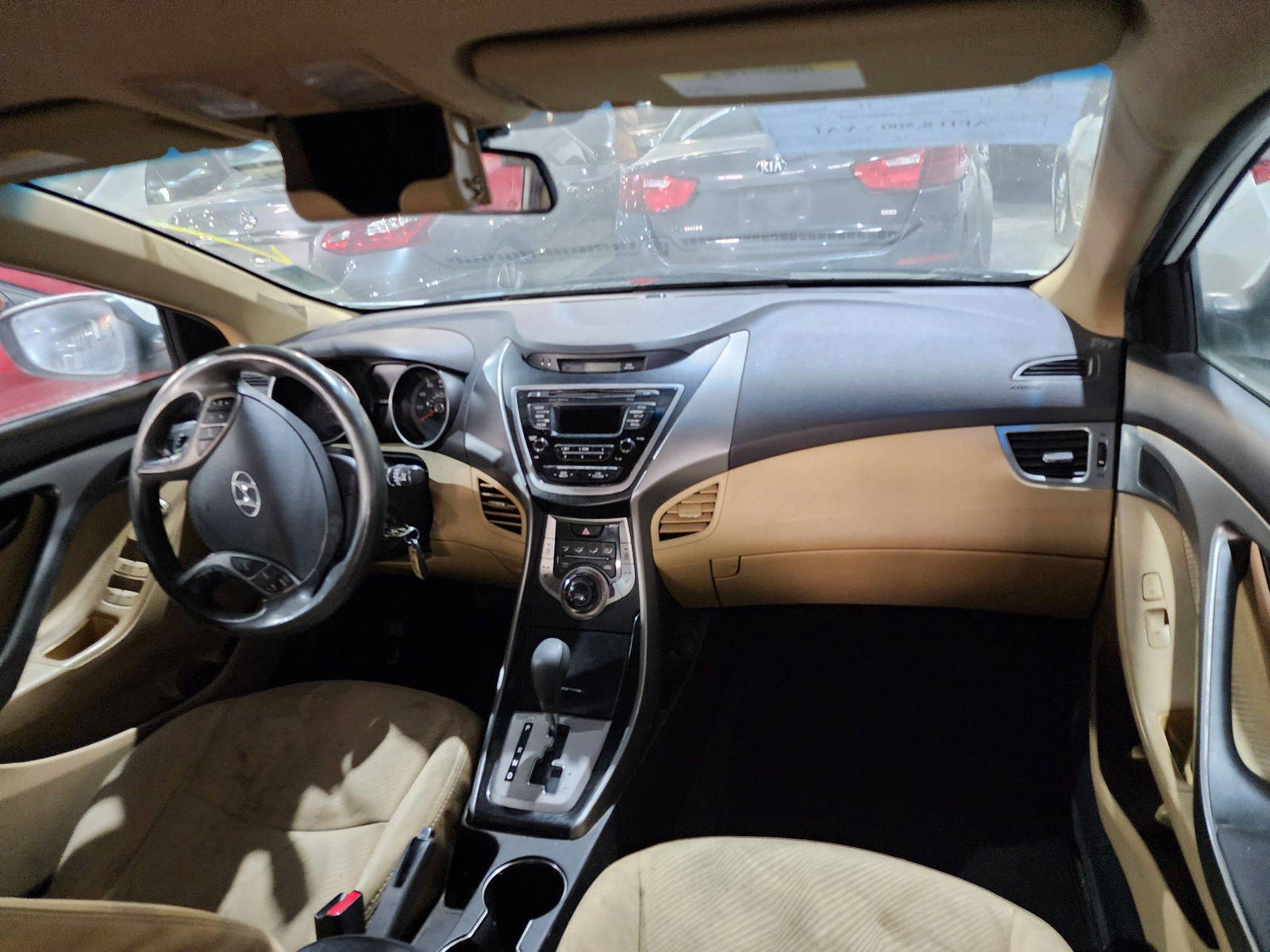 2013 HYUNDAI ELANTRA — 215599 Miles — Lot 317624 — Al Quoz - Marhaba Auctions Used Cars - Image 9