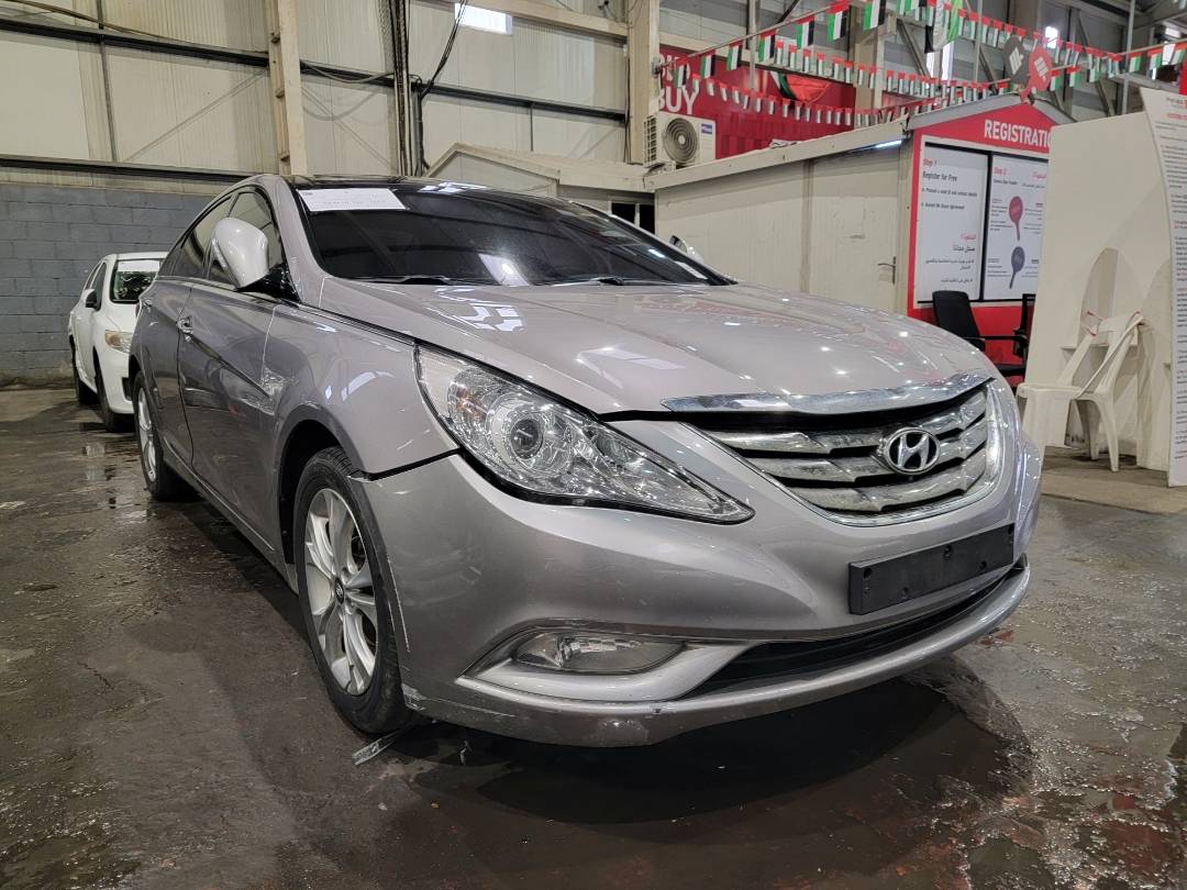 2010 HYUNDAI SONATA — 193169 KM — Lot 73285 — Main - Marhaba Auctions Used Cars - Image 4