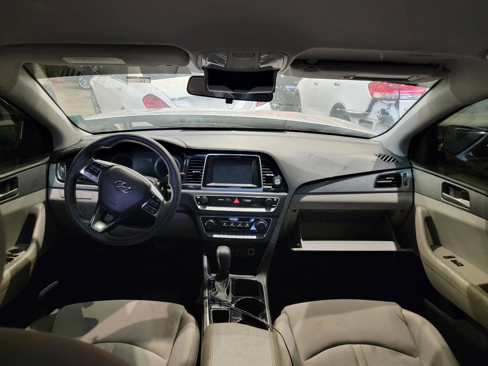 HYUNDAI SONATA 2018 - Marhaba Auction Used Cars - Image 9