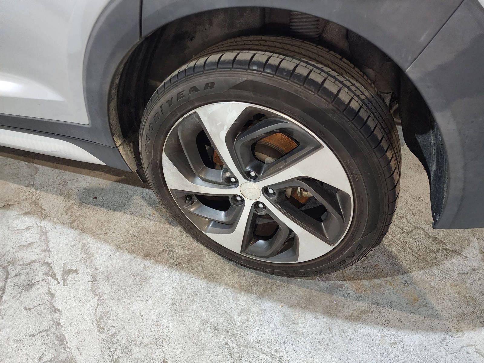 HYUNDAI TUCSON 2018 - Marhaba Auction Used Cars - Image 12