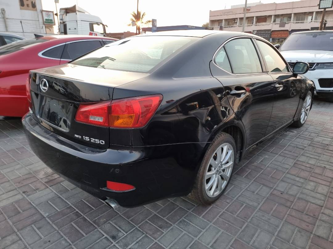 2006 LEXUS IS 250 — 224539 Miles — Lot 215487 — Ind. 12 - Marhaba Auctions Used Cars - Image 4