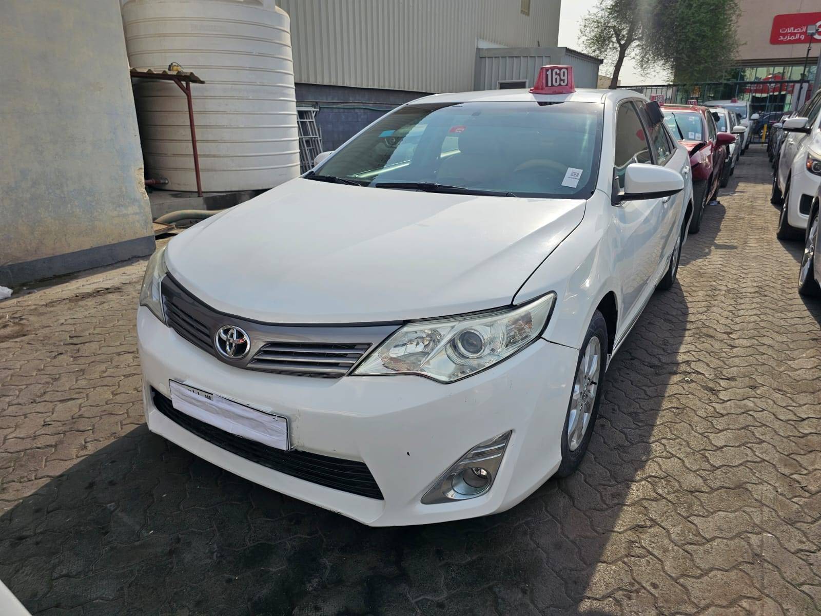 2015 TOYOTA CAMRY — sold — 300546 KM — Lot X562533 — Main - Marhaba Auctions Used Cars - Image 5