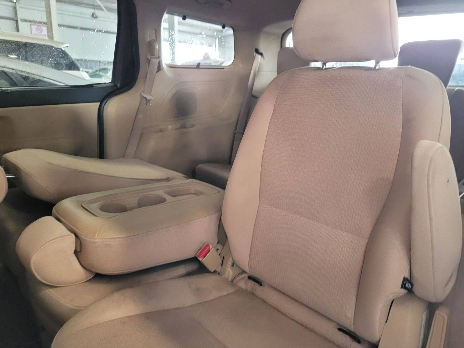 KIA SEDONA 2016 - Marhaba Auction Used Cars - Image 7