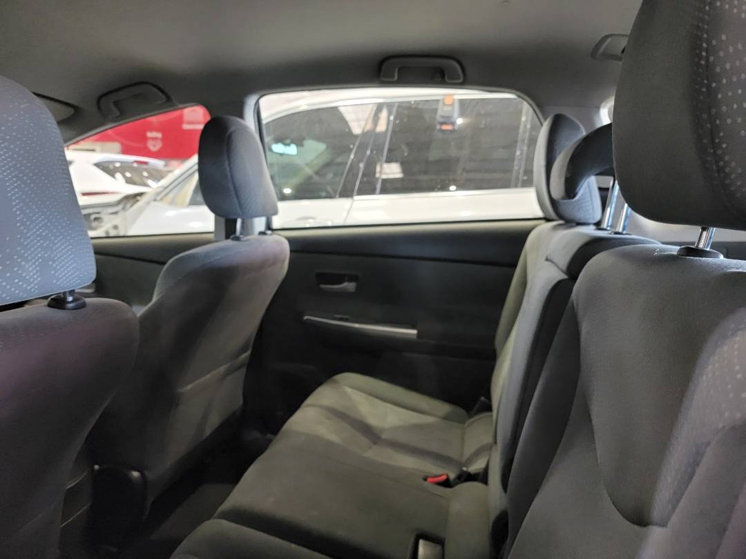 2013 TOYOTA PRIUS — 179864 Miles — Lot UXD3210700 — Main - Marhaba Auctions Used Cars - Image 7