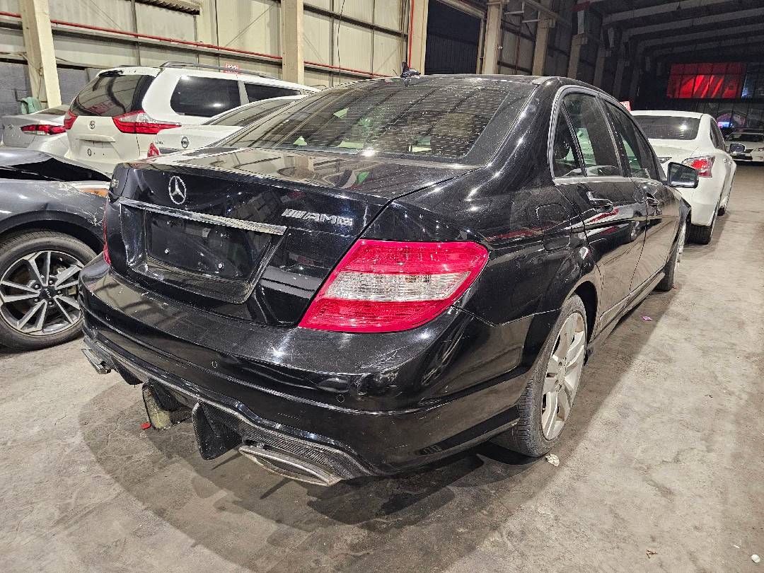 MERCEDES BENZ C300