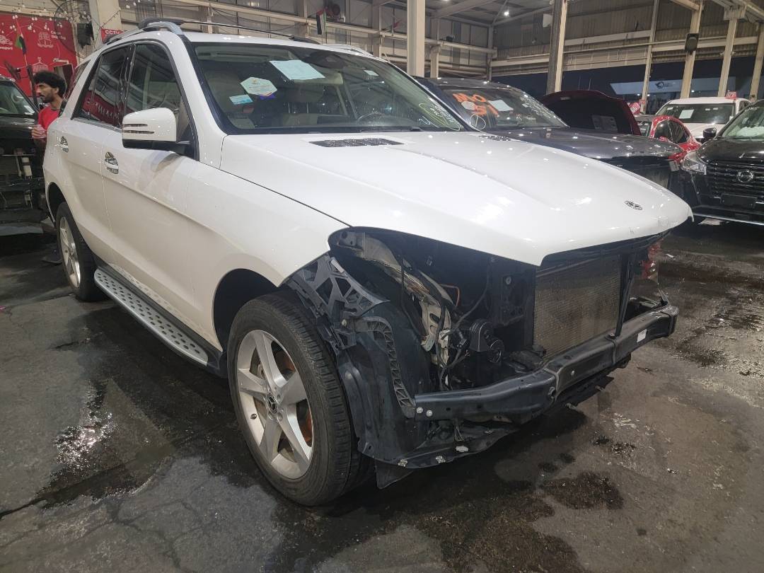 2018 MERCEDES BENZ GLE 350 — 122173 Miles — Lot JB113265 — Main - Marhaba Auctions Used Cars - Image 4