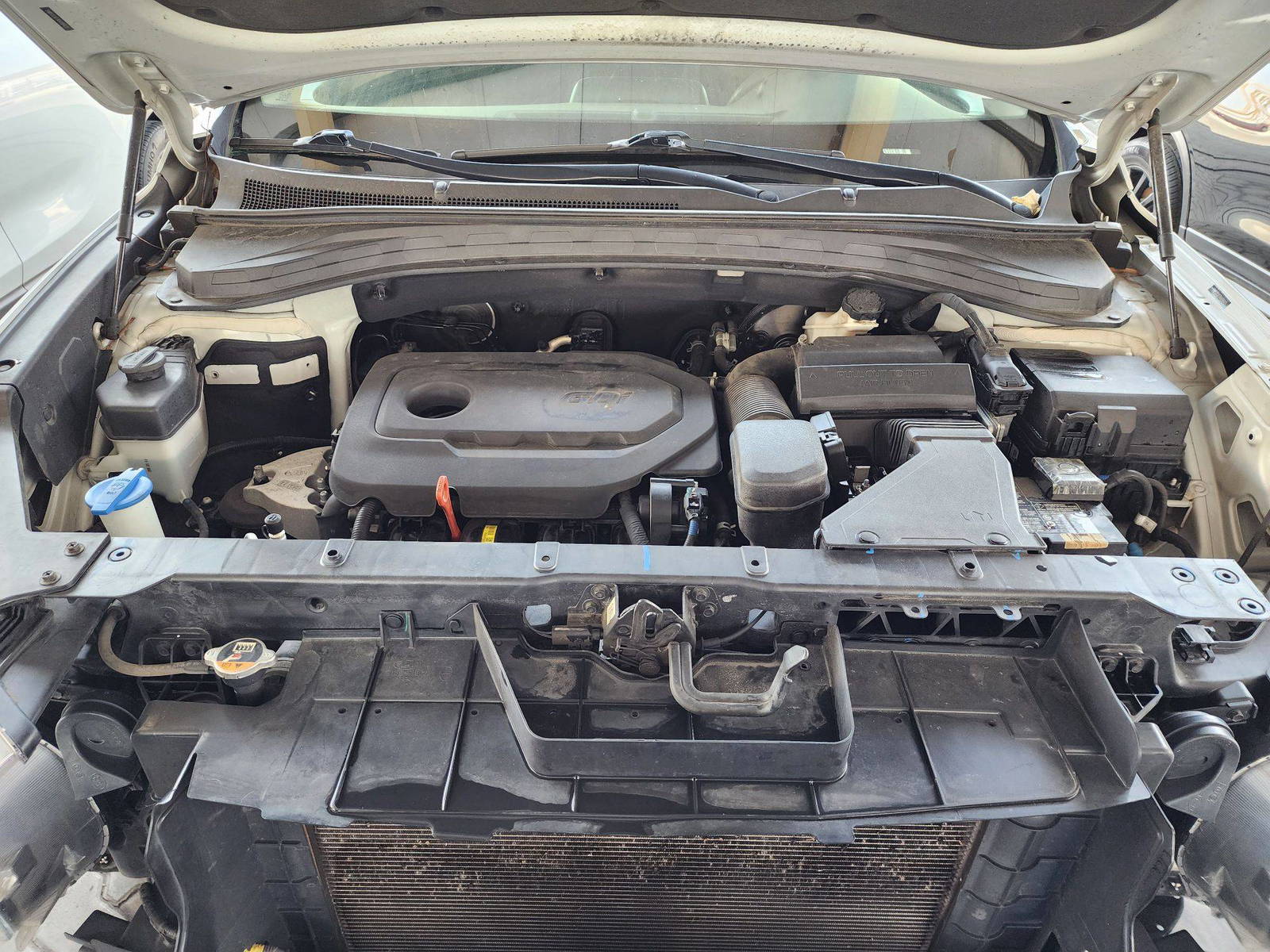 2019 HYUNDAI SANTA FE — 112422 Miles — Lot 98422 — Souq - Marhaba Auctions Used Cars - Image 12