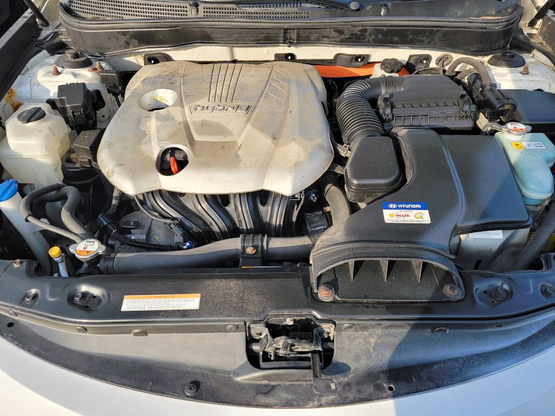2014 HYUNDAI SONATA — 213730 KM — Lot A112717 — Main - Marhaba Auctions Used Cars - Image 11