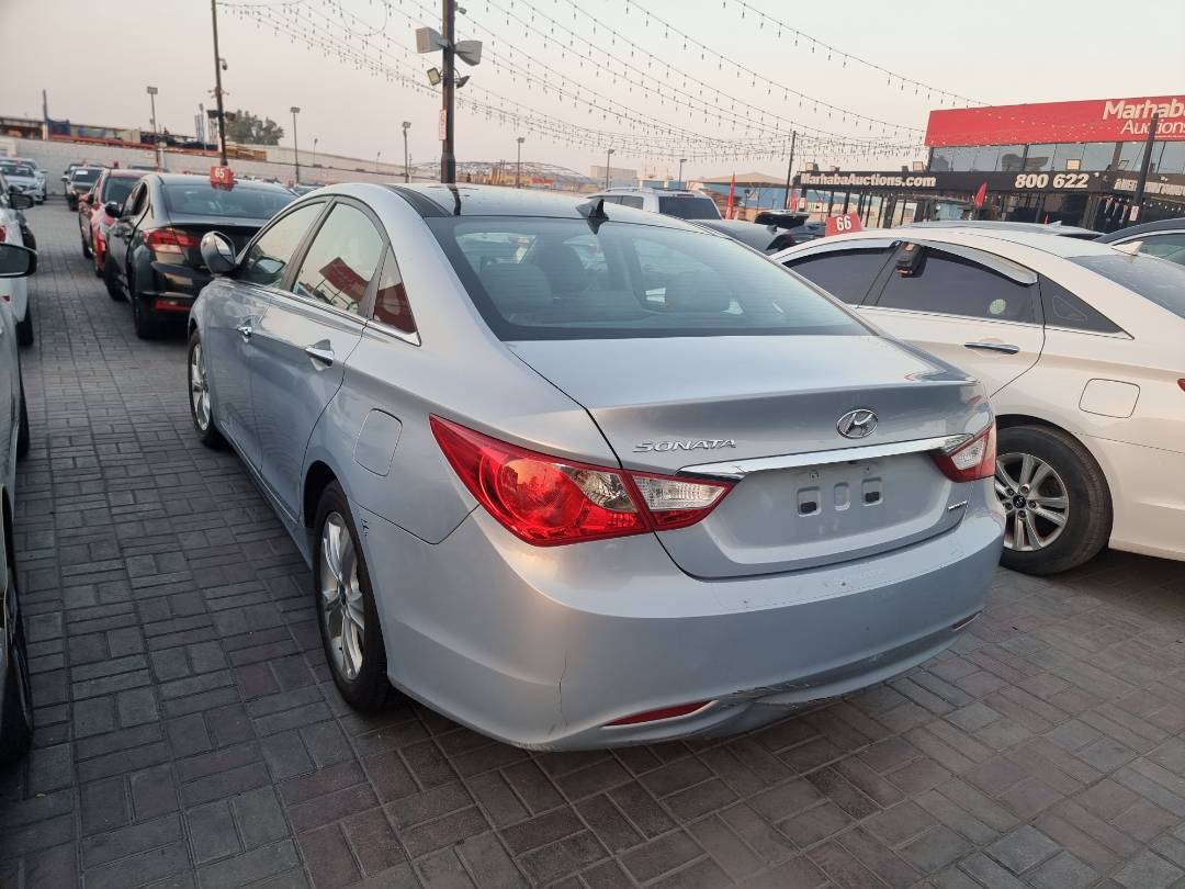2013 HYUNDAI SONATA — 102751 Miles — Lot 524011 — Ind. 12 - Marhaba Auctions Used Cars - Image 4
