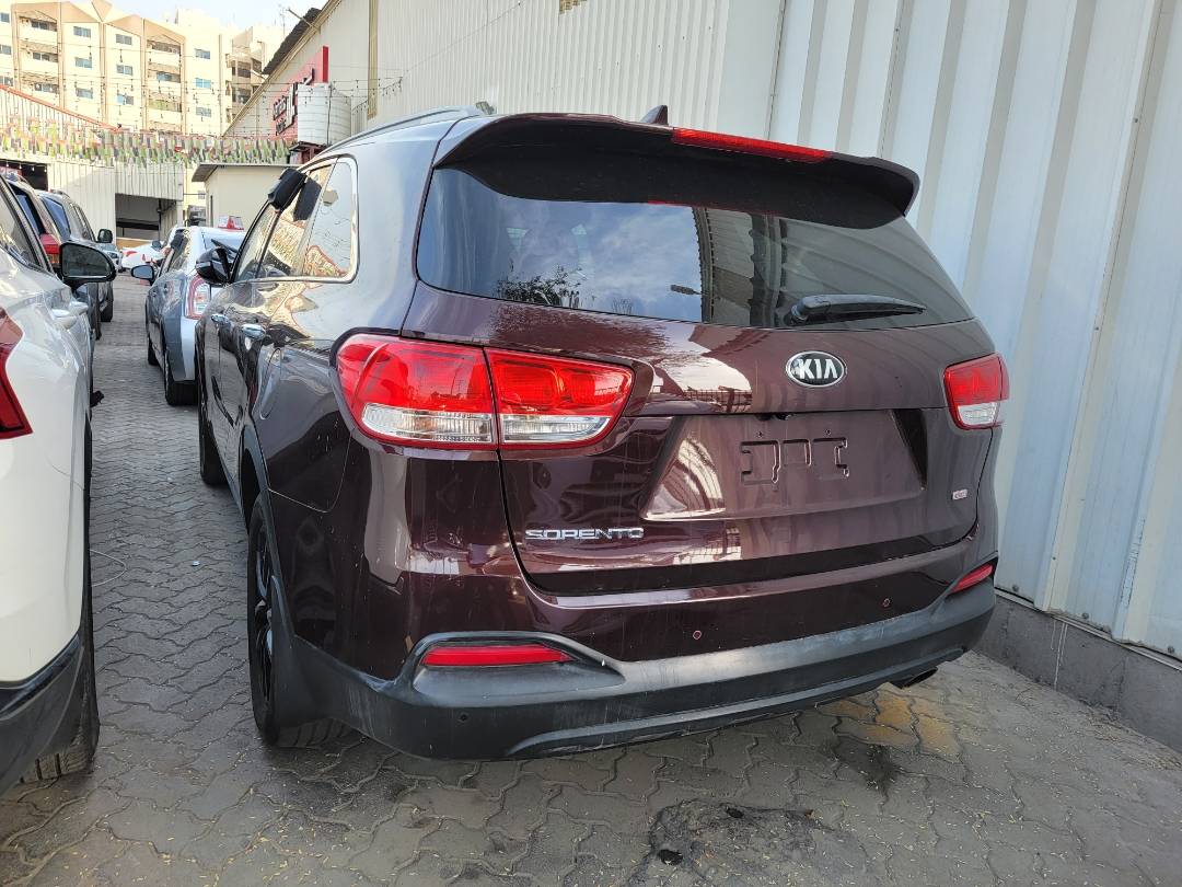 2017 KIA SORENTO — 104528 Miles — Lot 38HG217411 — Main - Marhaba Auctions Used Cars - Image 3