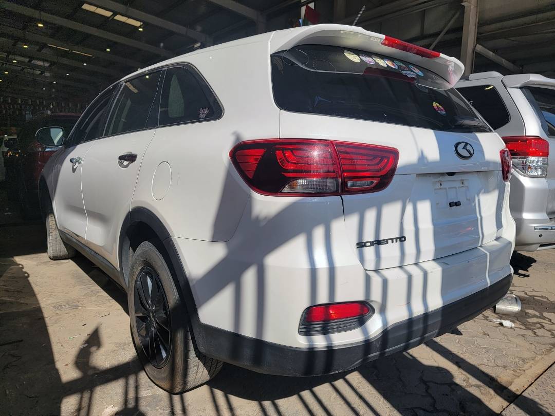 2020 KIA SORENTO — 127492 KM — Lot 667279 — Main - Marhaba Auctions Used Cars - Image 3