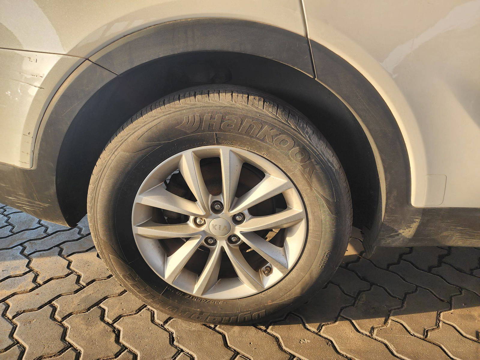 2018 KIA SORENTO — 140219 Miles — Lot 70891073 — Souq - Marhaba Auctions Used Cars - Image 10